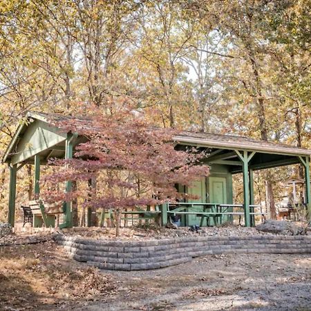 Resort Home On Half A Wooded Acres Sleeps Up To 14 Firepit For Smores Hot Springs Luaran gambar